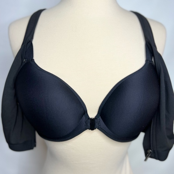 VICTORIA’S SECRET 36C KNOCKOUT SPORTS BRA Front Closure Adj Blk/Wht/Shimmer - Picture 5 of 11